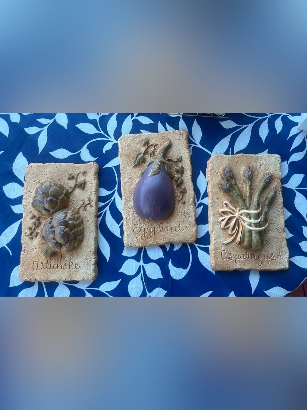 Set of 3 vintage Home Interior wall 3D vegetable plaques